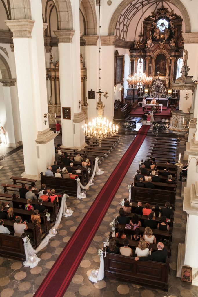 Dekoracja Kościoła na ślub