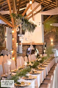 dekoracja sali weselnej, stół prezydialny