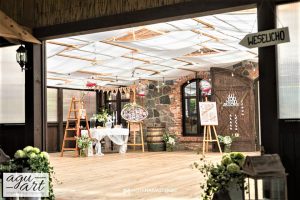 Wejście na salę weselną