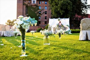 Dekoracja ślubna plenerowa, zamek w Gniewie