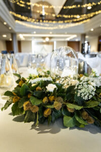 dekoracja ślubna w stylu leśnym